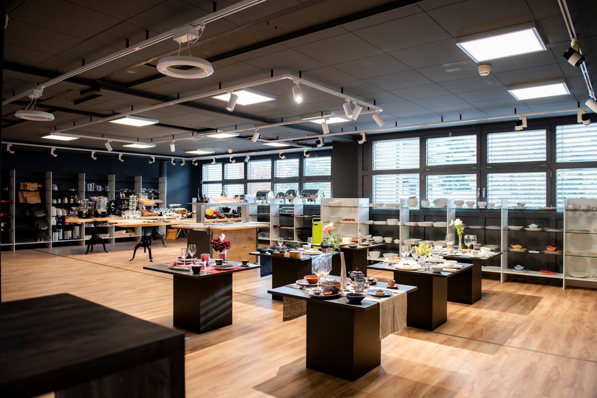 Forside -Køkkenmaskiner Butik banholzer showroom st legier 030